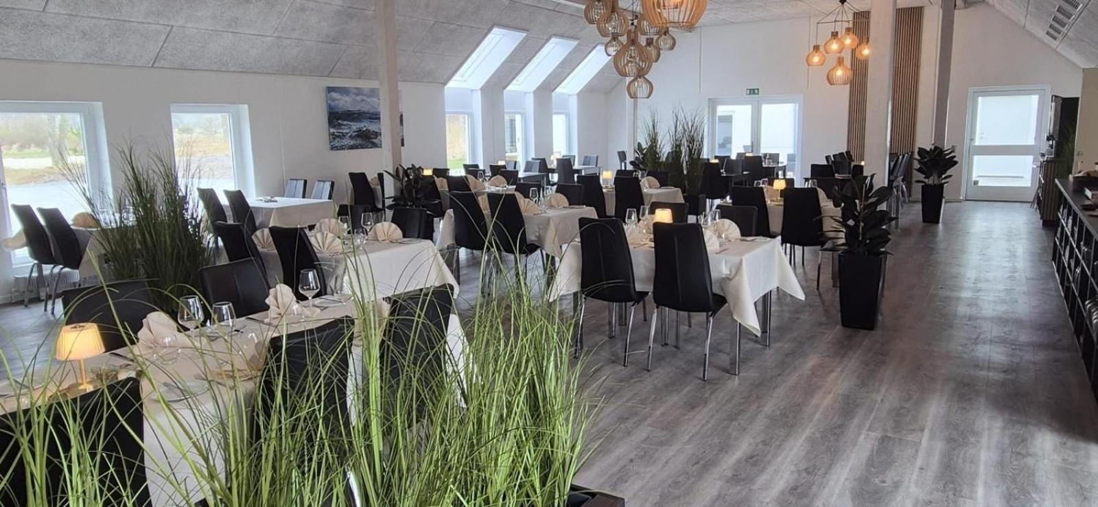Hotel Hvideklit Ålbæk Екстериор снимка